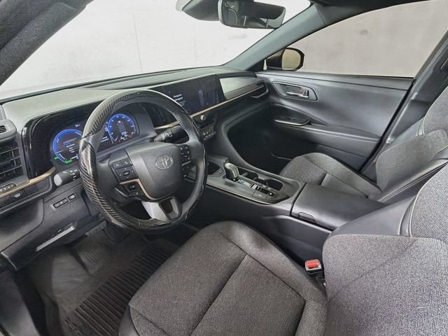Used 2023 Toyota Crown AWD/4WD image 13