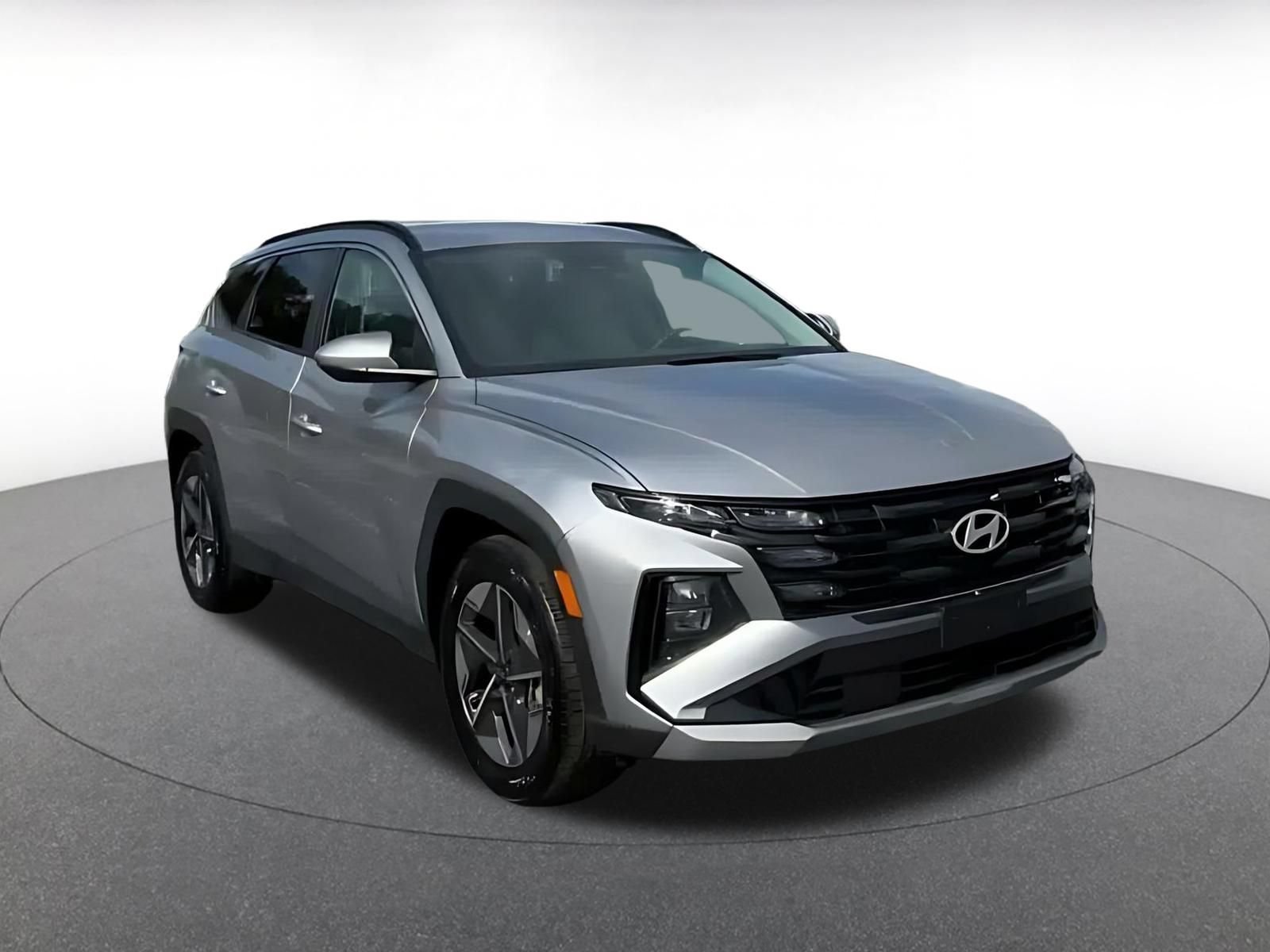 Used 2026 Hyundai Tucson SEL FWD image 3