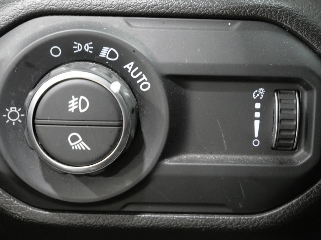 Certified 2023 Jeep Gladiator Overland AWD/4WD image 14