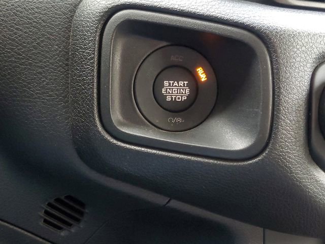 Used 2025 Jeep Wrangler Sport AWD/4WD image 18