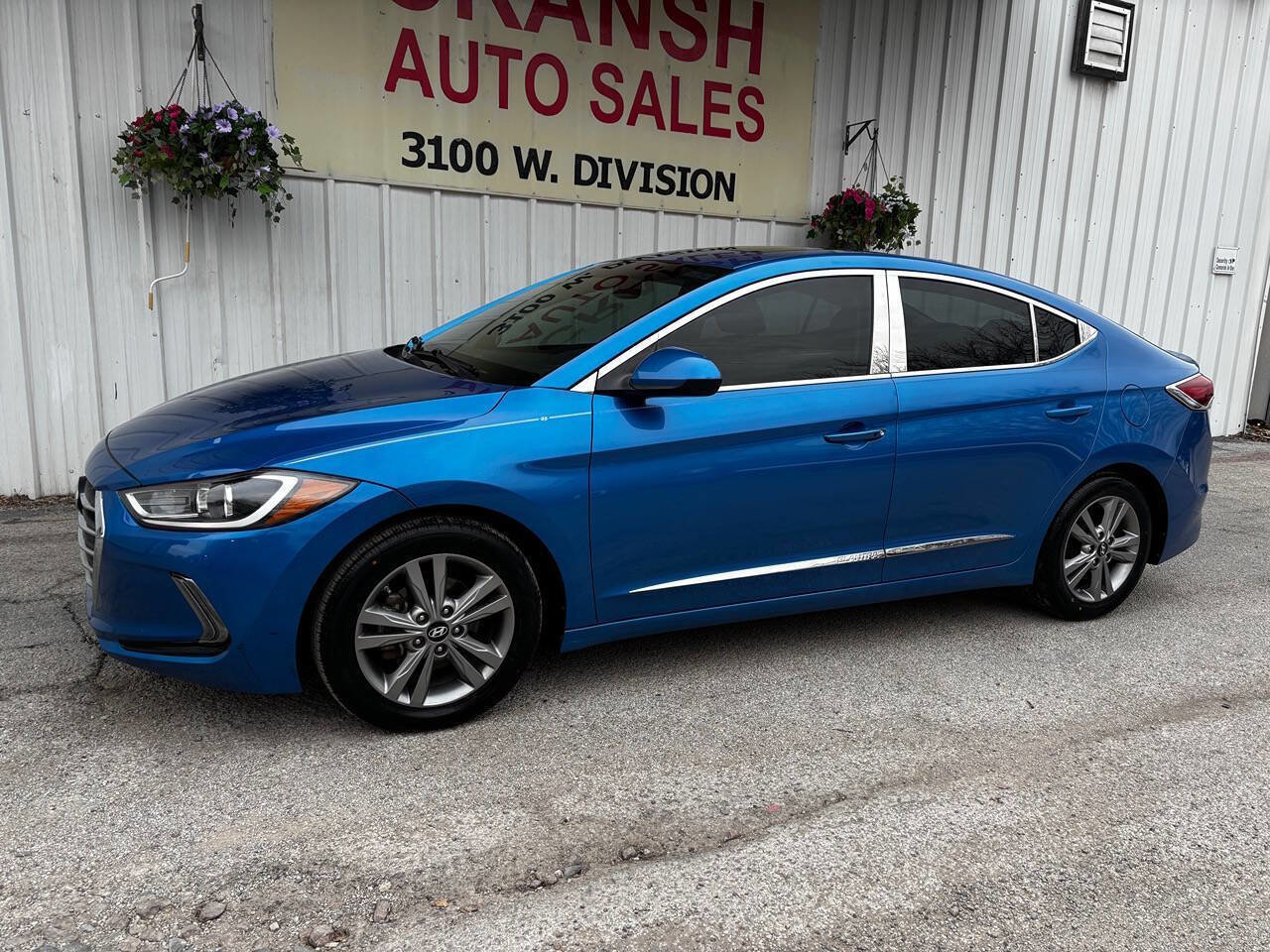 Used 2017 Hyundai Elantra Value Edition image 4
