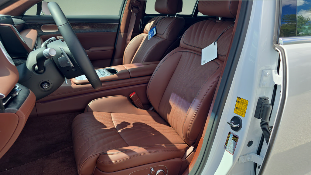 New 2026 Genesis G90 3.5T AWD/4WD image 13