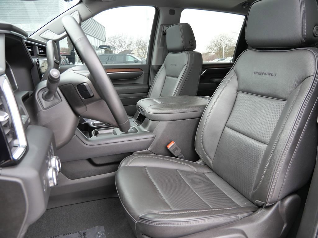Used 2024 GMC Sierra 2500 Denali w/ Denali Reserve Package image 30