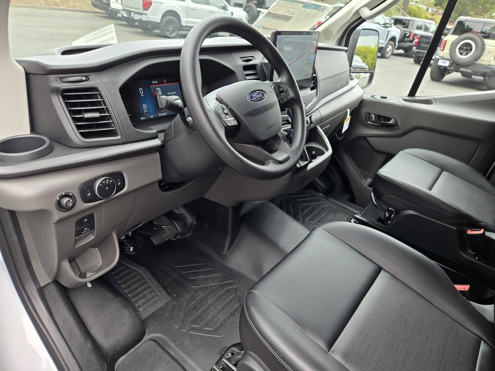 New 2026 Ford Transit 250 Low Roof RWD image 7