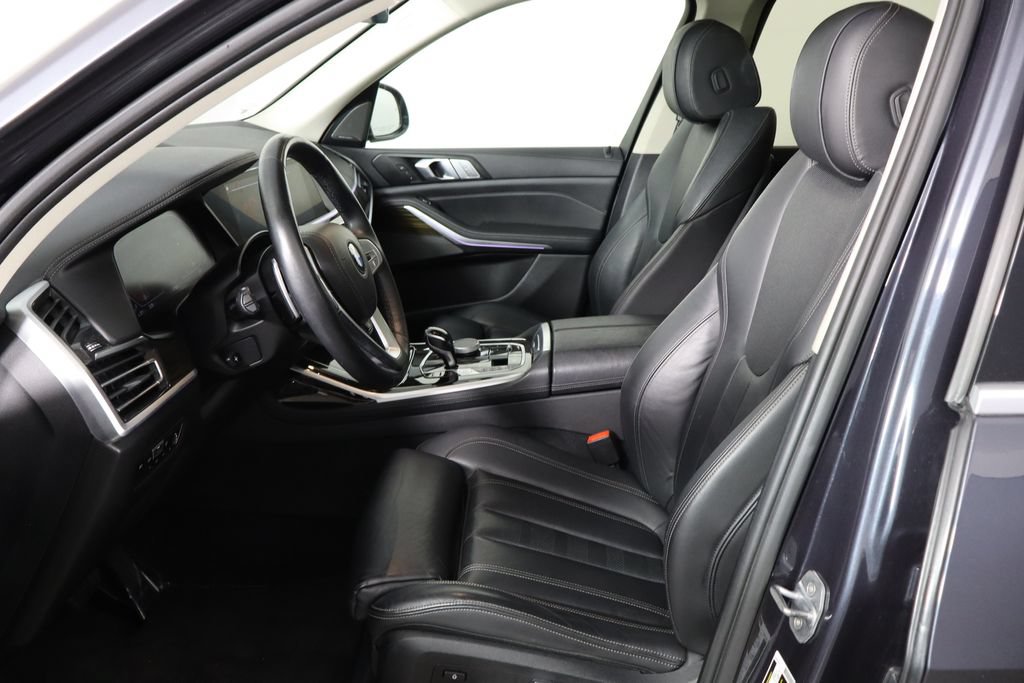 Used 2020 BMW X7 xDrive40i w/ Cold Weather Package AWD/4WD image 14
