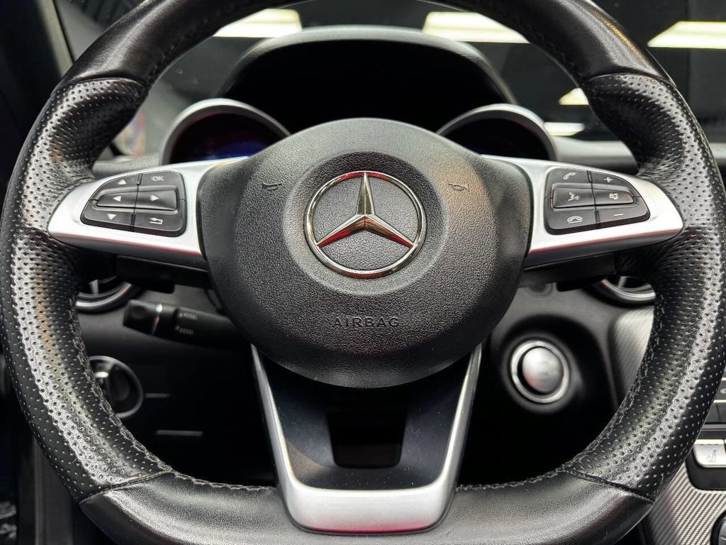 Used 2019 Mercedes-Benz SLC 300 w/ Premium Package image 35