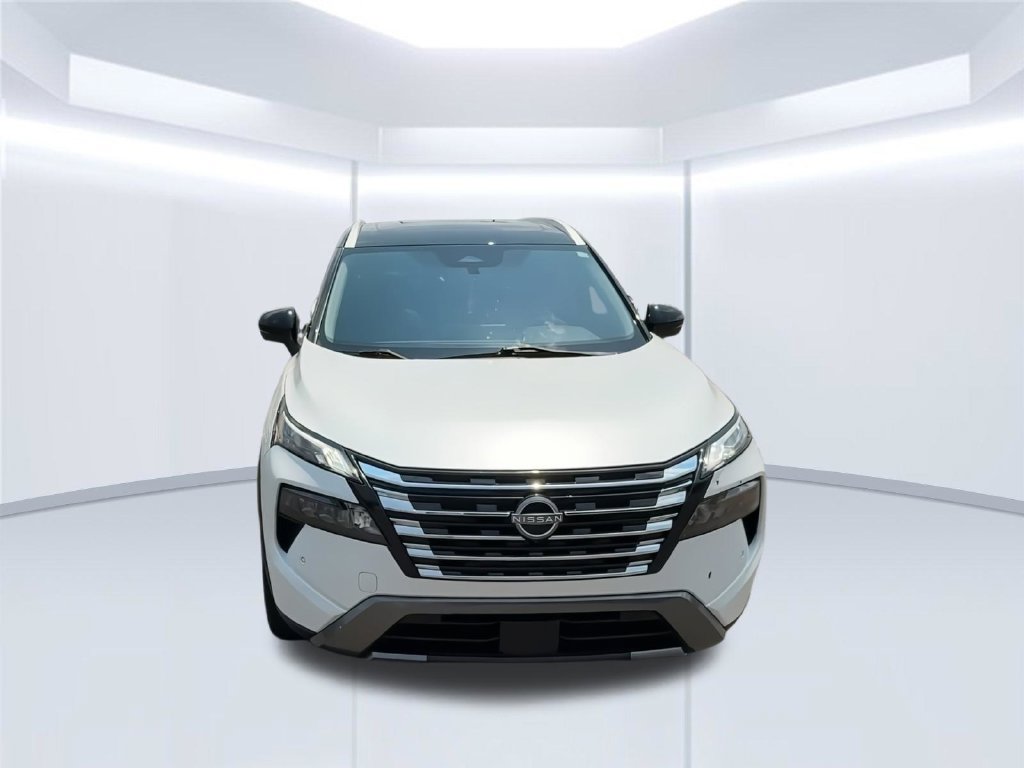 Used 2024 Nissan Rogue SL w/ SL Premium Package FWD image 4