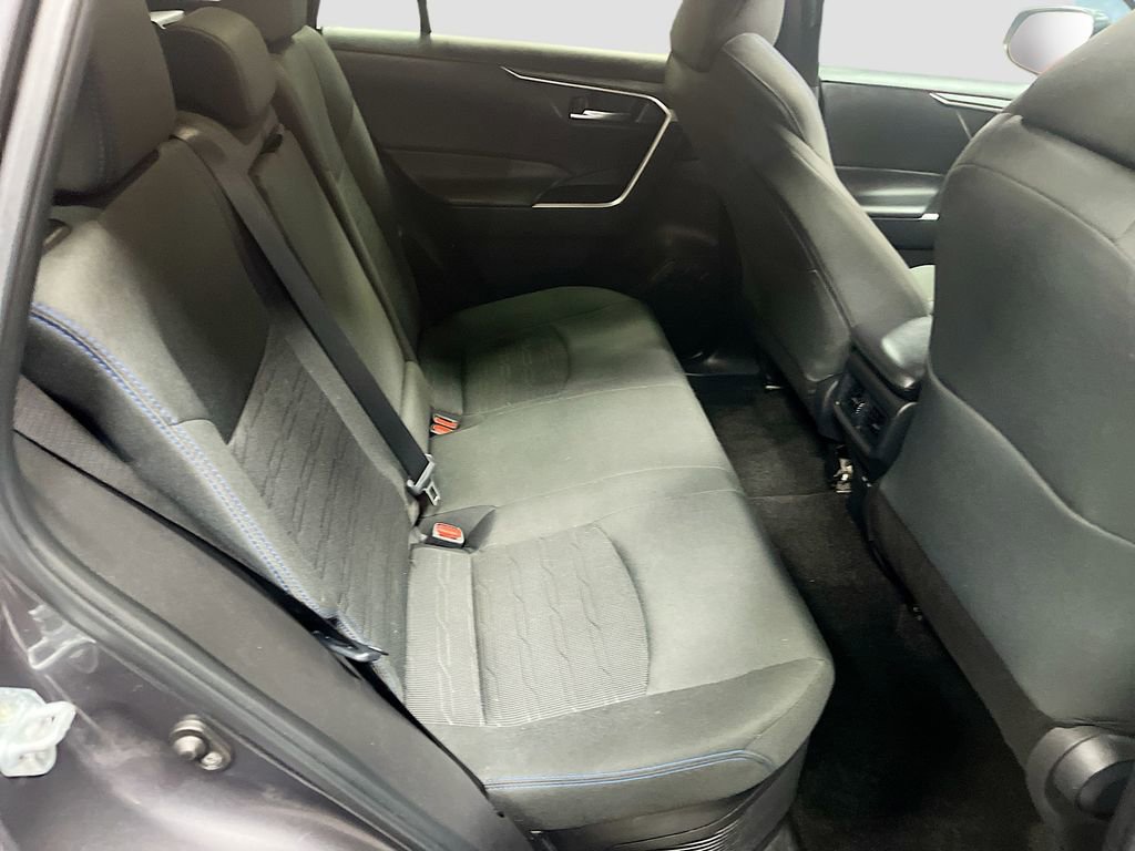 Used 2024 Toyota RAV4 SE w/ Convenience Package image 28