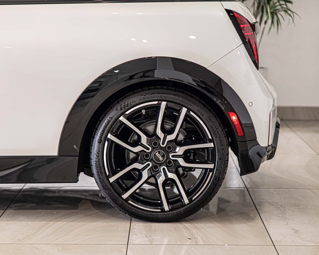 Used 2026 MINI Cooper S FWD image 7