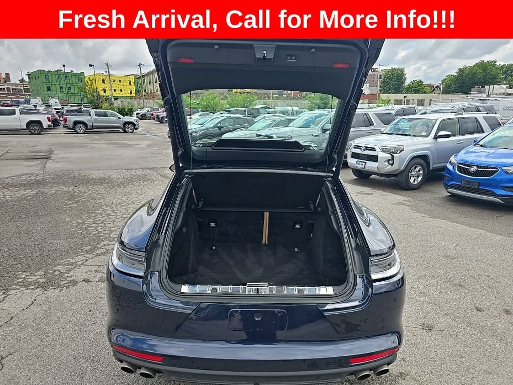 Used 2023 Porsche Panamera 4S w/ Premium Package AWD/4WD image 30