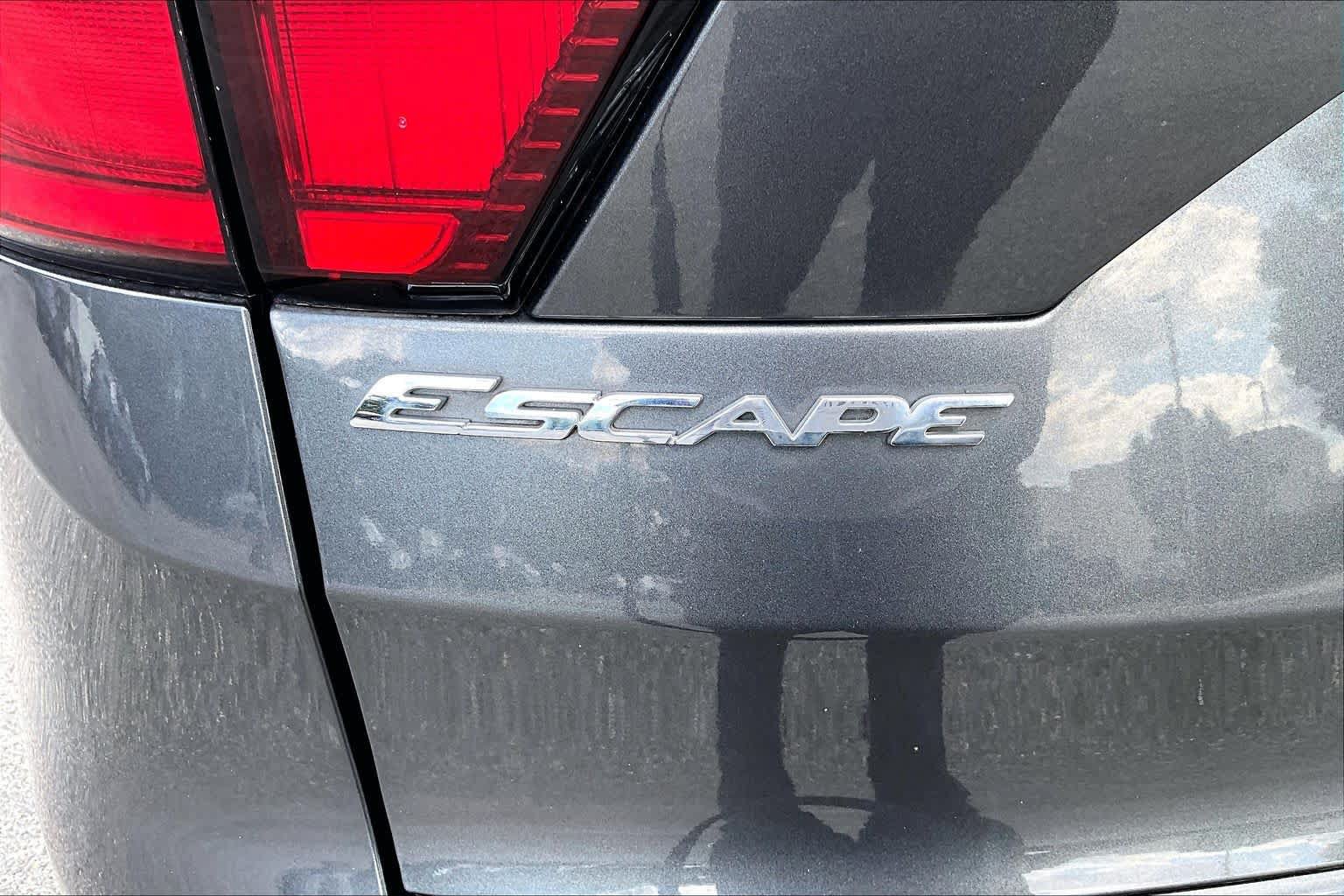 Used 2019 Ford Escape SEL AWD/4WD image 10
