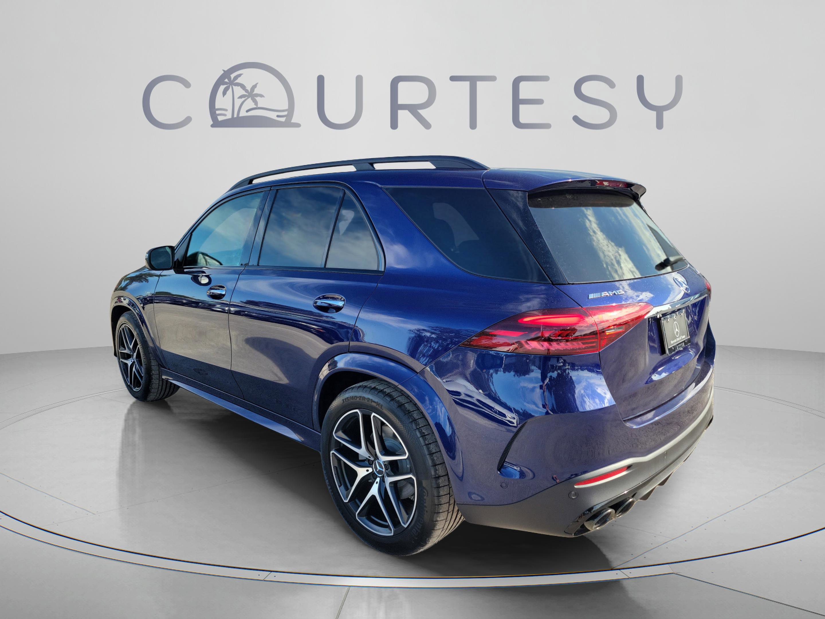 New 2026 Mercedes-Benz GLE 53 AMG 4MATIC image 2