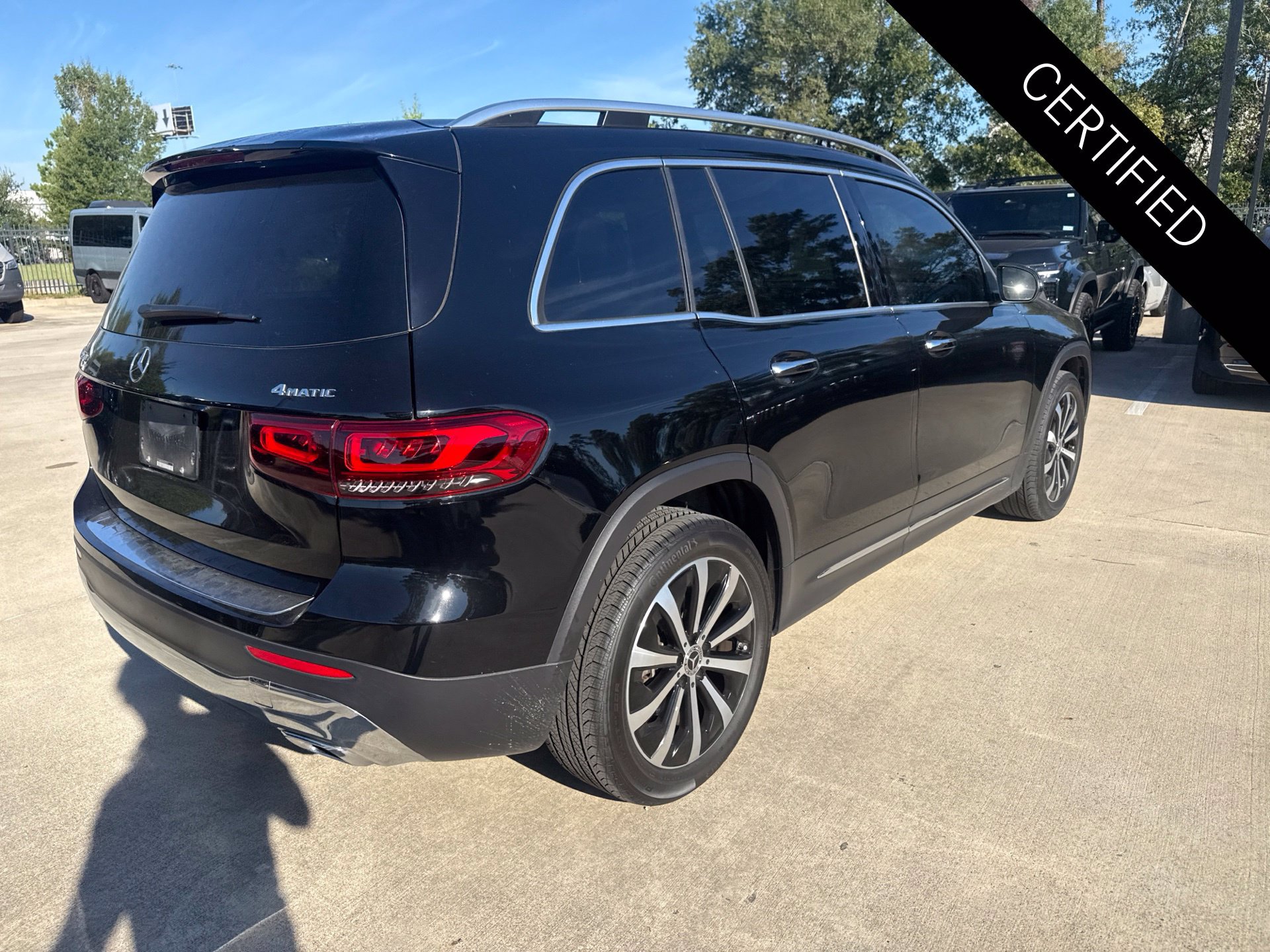 Certified 2023 Mercedes-Benz GLB 250 4MATIC image 4