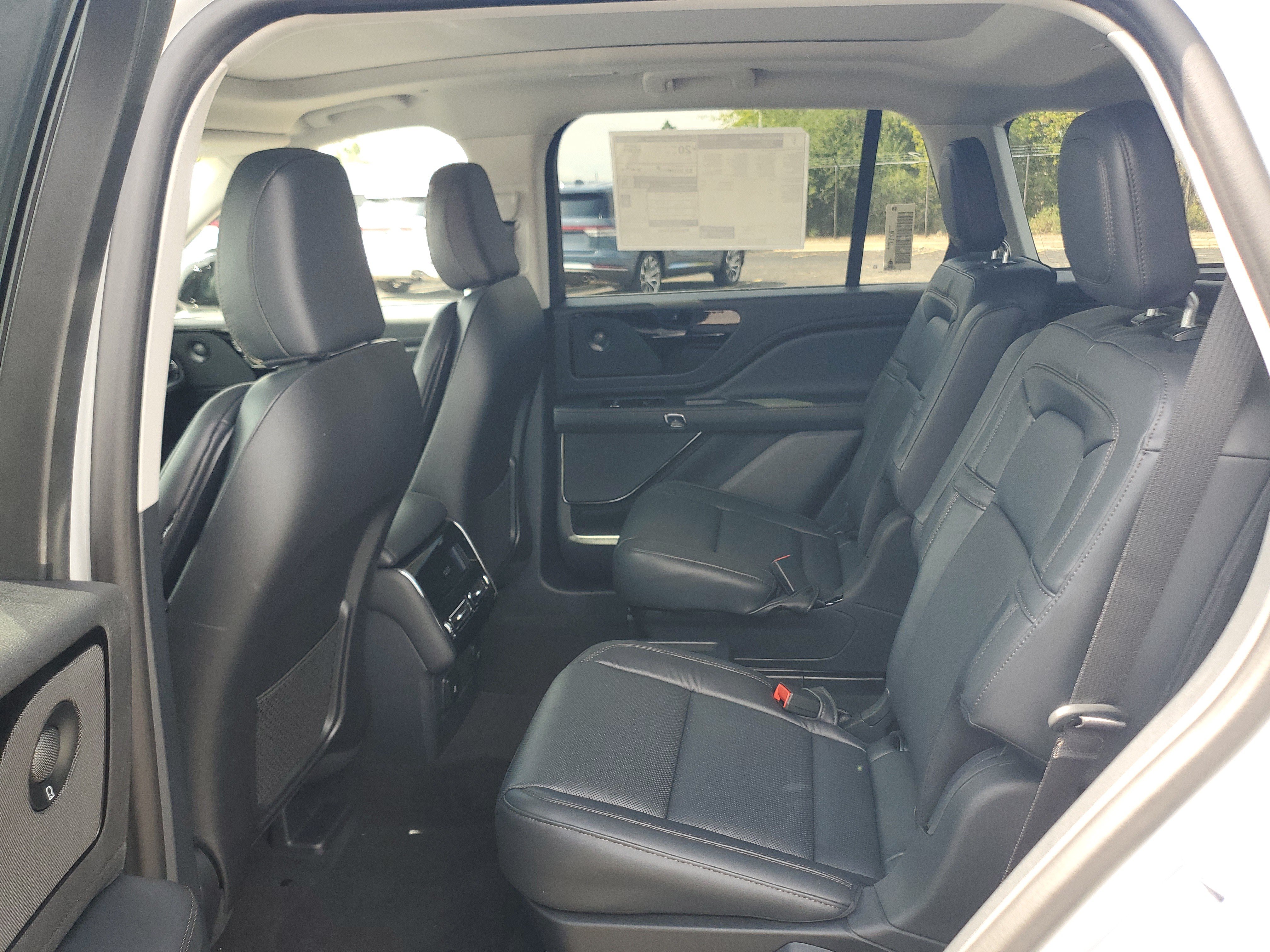 New 2027 Lincoln Aviator Reserve AWD/4WD image 22
