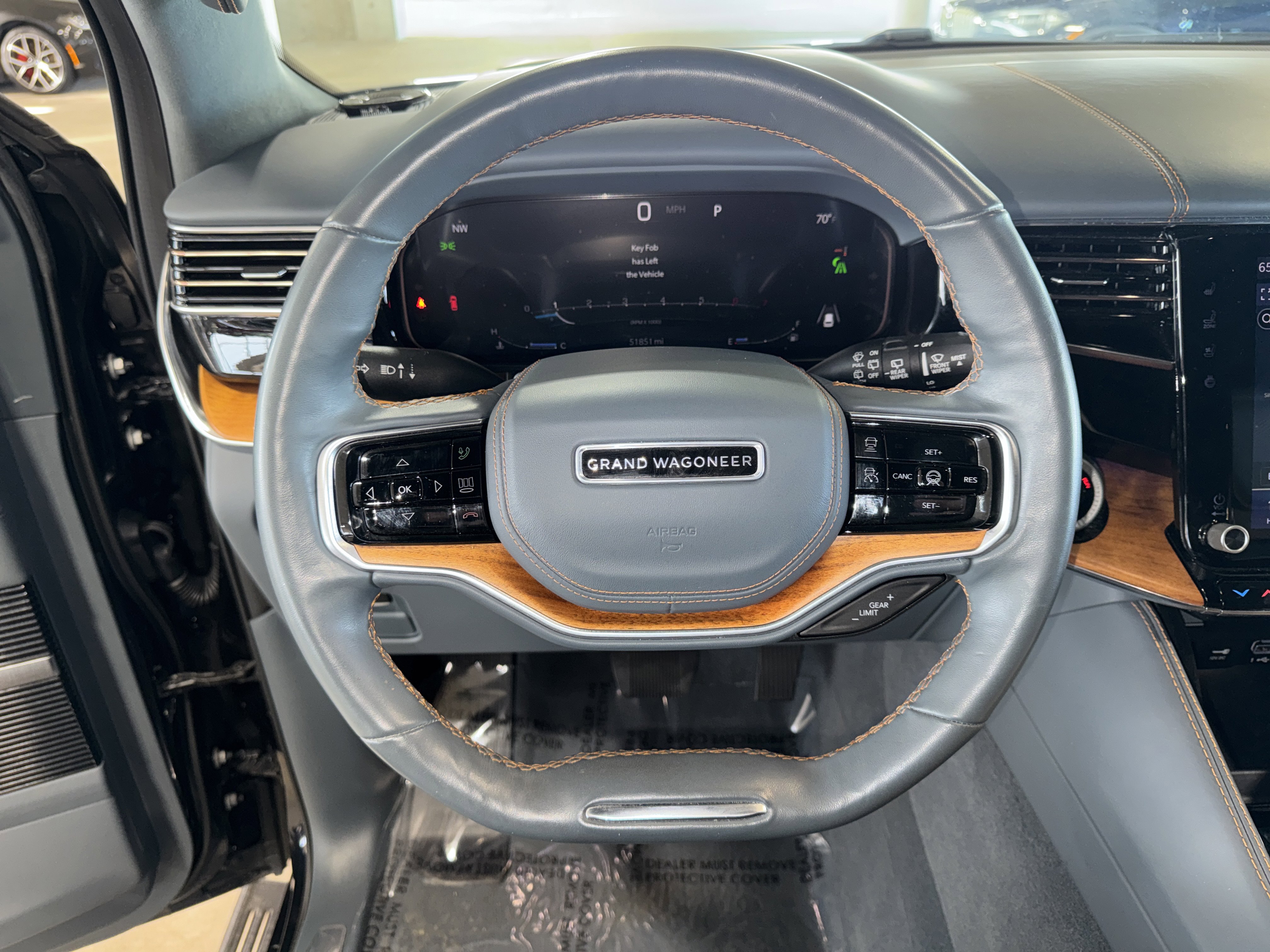 Used 2023 Jeep Grand Wagoneer Series III image 22