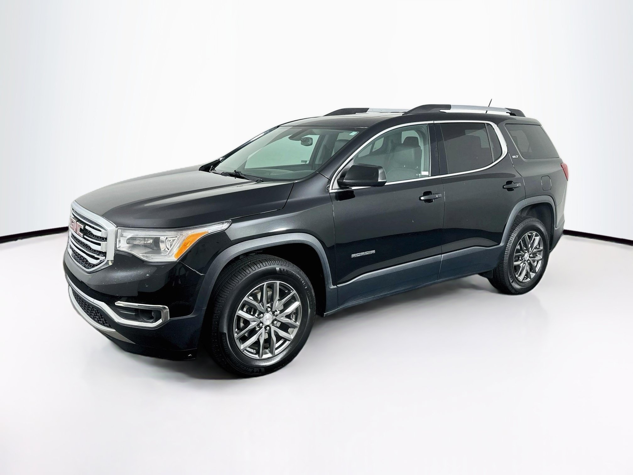 Used 2017 GMC Acadia SLT FWD image 3