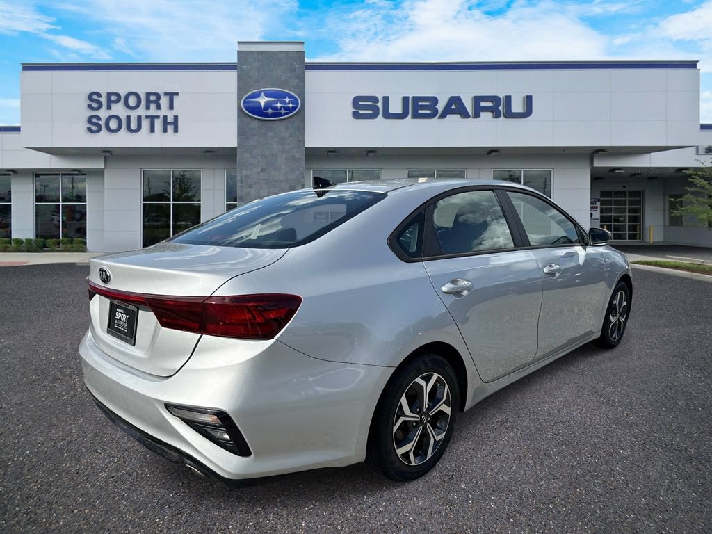 Used 2021 Kia Forte LXS FWD image 3