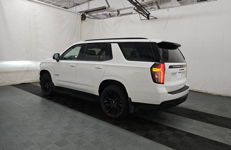 Used 2024 Chevrolet Tahoe RST w/ Luxury Package AWD/4WD image 3