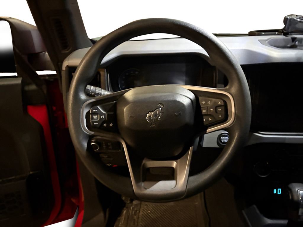 Used 2023 Ford Bronco 2-Door w/ Sasquatch Package image 12