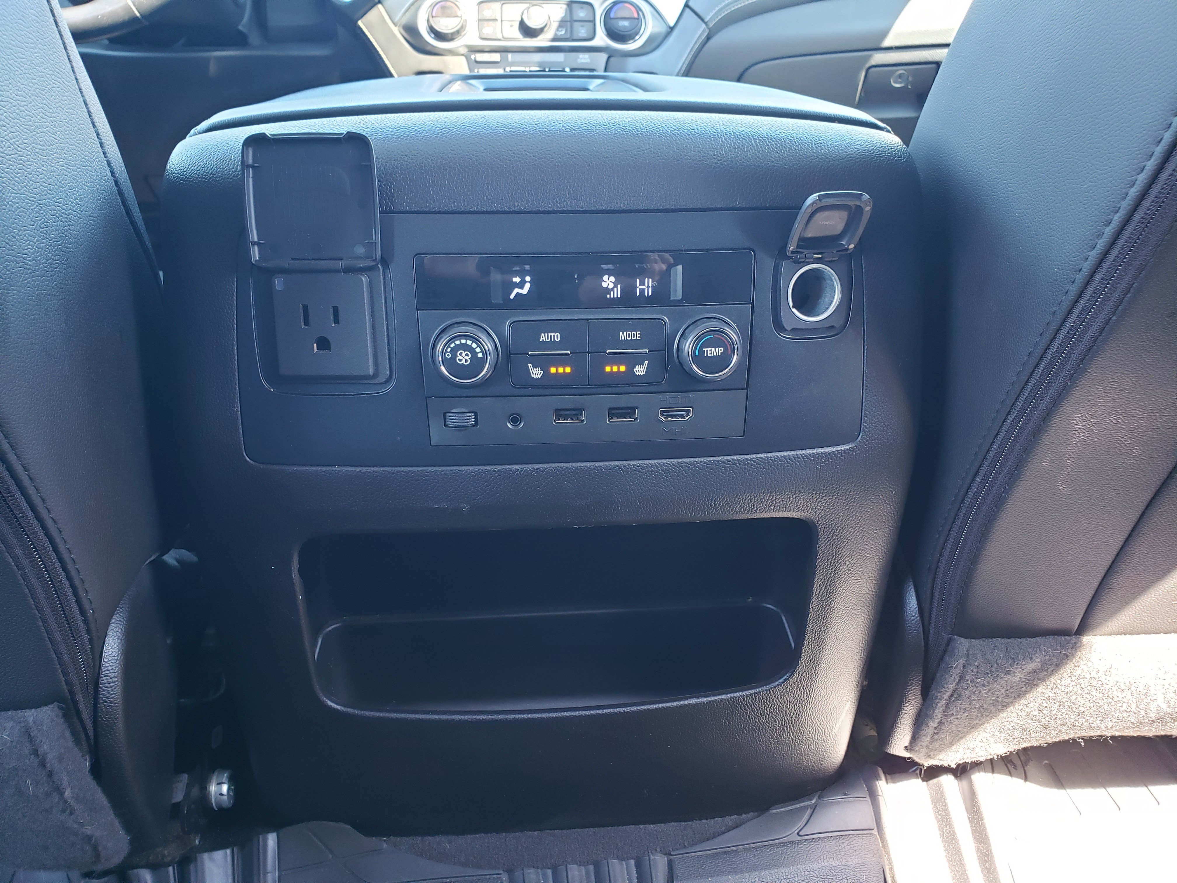 Used 2019 Chevrolet Tahoe Premier image 36