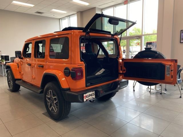 New 2025 Jeep Wrangler Sahara image 10