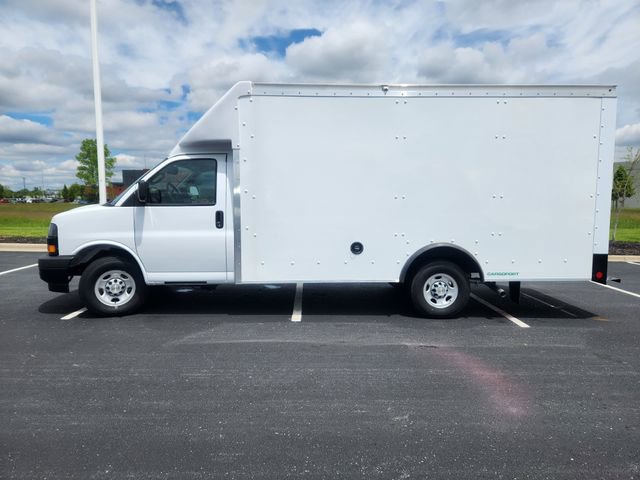 New 2024 Chevrolet Express 3500 w/ Power Convenience Package image 4