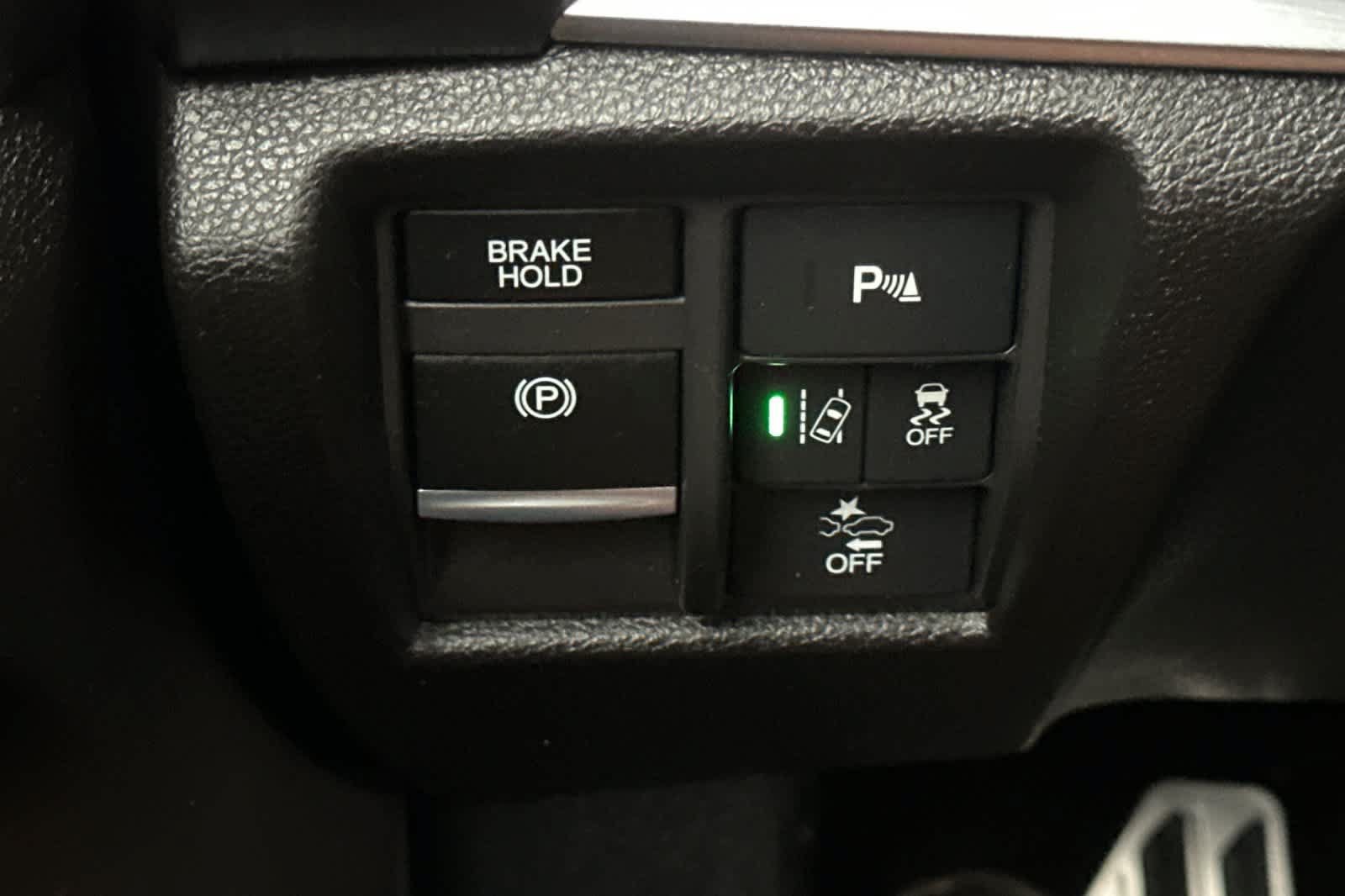 Used 2020 Acura MDX w/ Technology Package AWD/4WD image 34