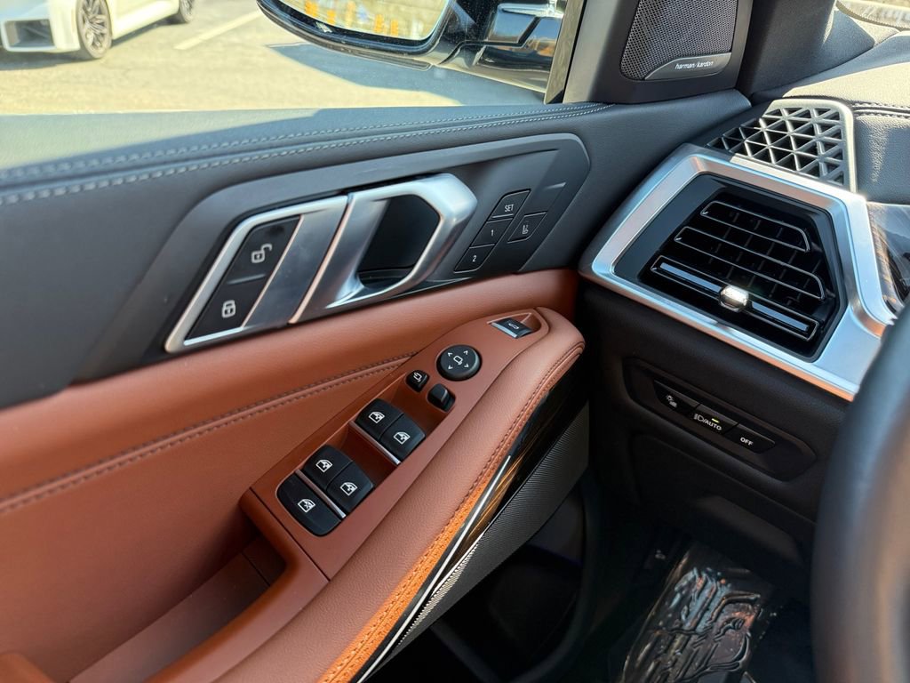 Certified 2026 BMW X5 xDrive40i w/ M Sport Package image 29