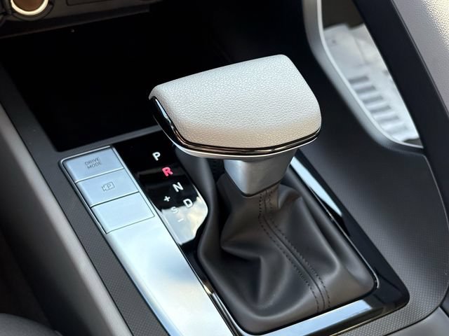 New 2026 Hyundai Elantra SE FWD image 13