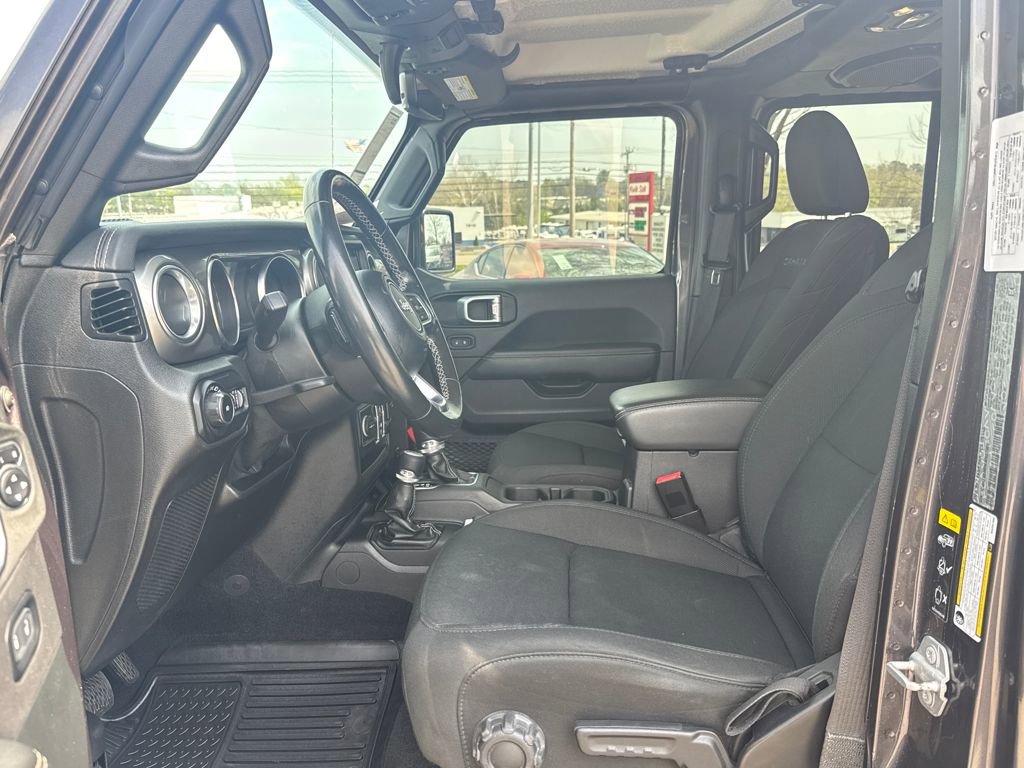 Used 2021 Jeep Wrangler Unlimited Sahara w/ Uconnect 4C Nav & Sound Group image 9