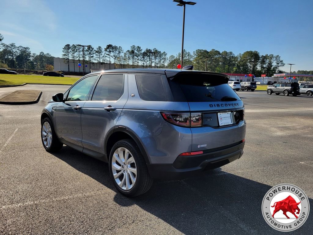 Used 2020 Land Rover Discovery Sport SE image 4