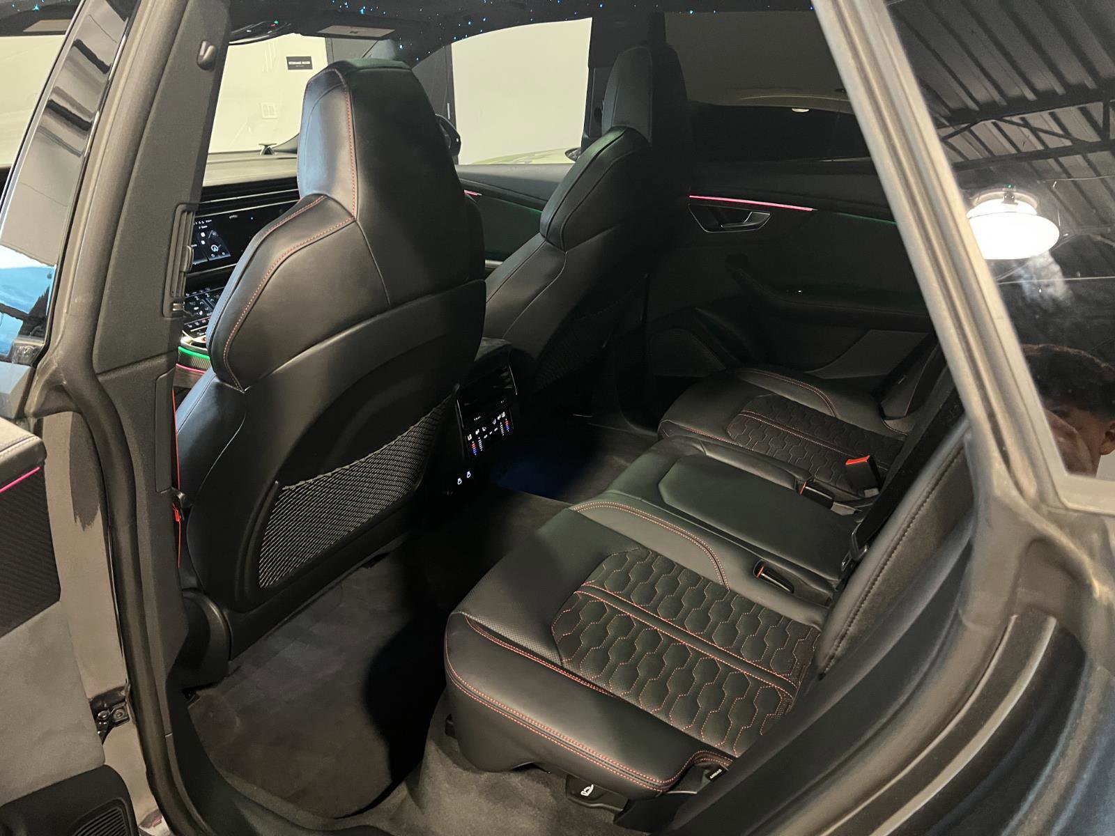 Used 2024 Audi RS Q8 image 31