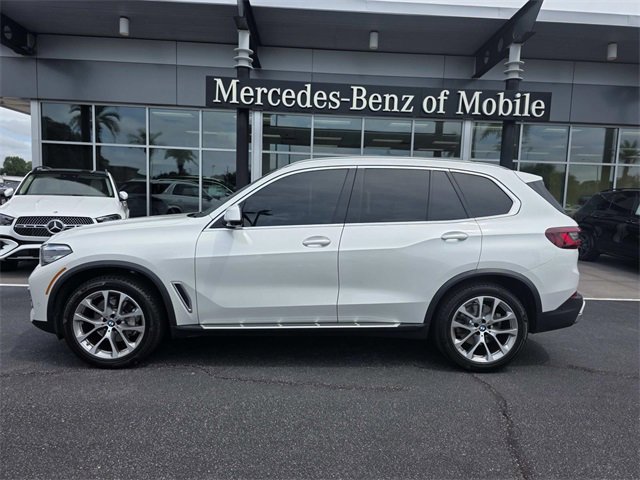 Used 2021 BMW X5 sDrive40i w/ Luxury Seating Package 2