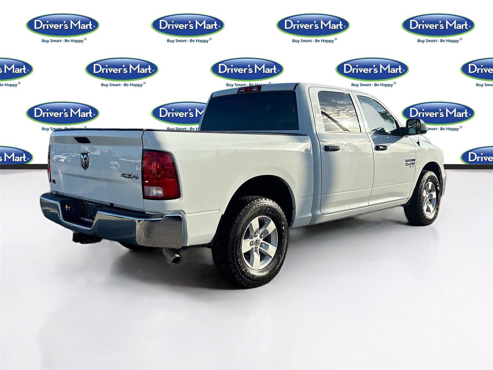 Used 2022 RAM 1500 Tradesman w/ Chrome Appearance Group image 8