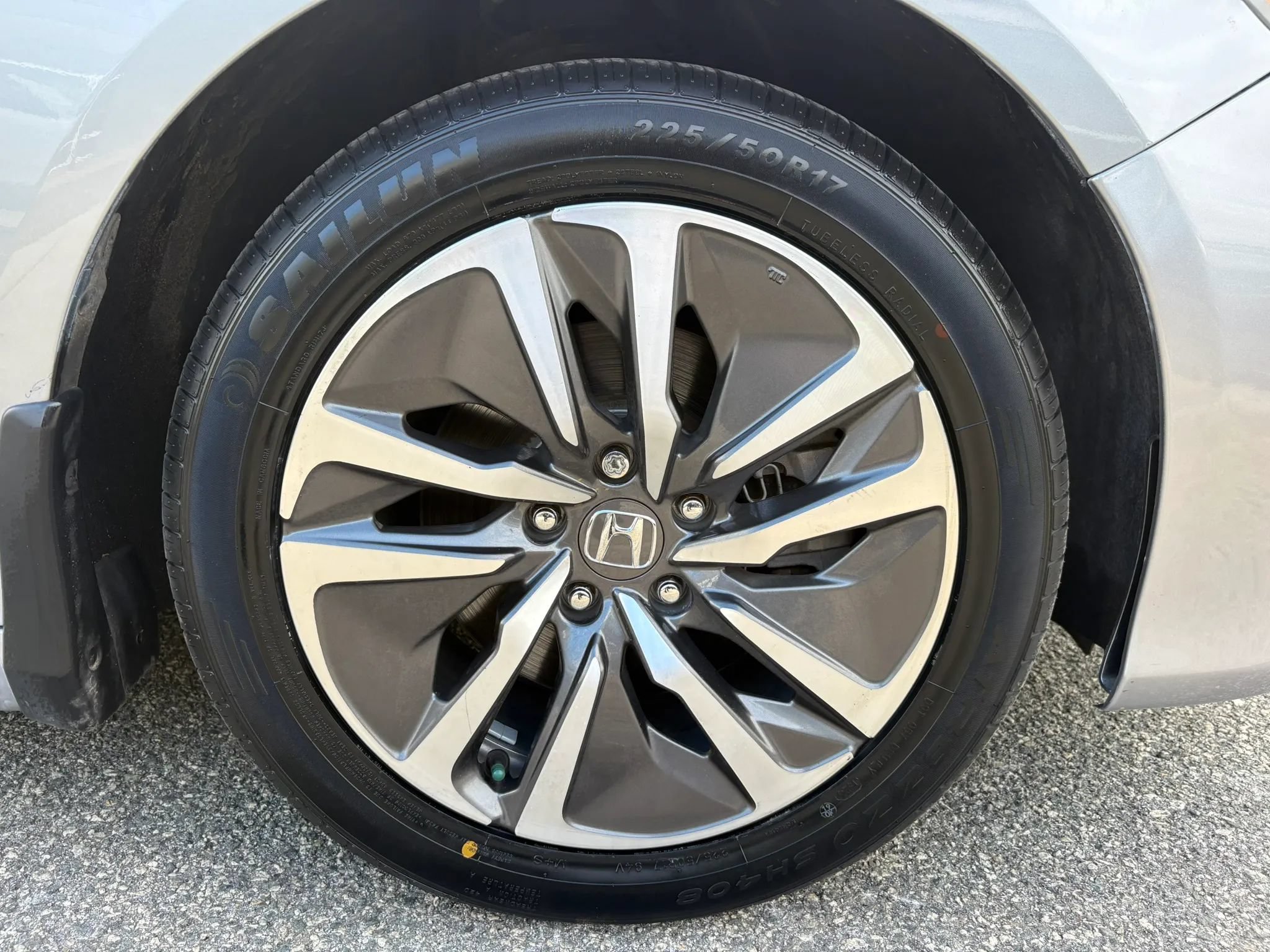 Used 2020 Honda Accord EX image 34