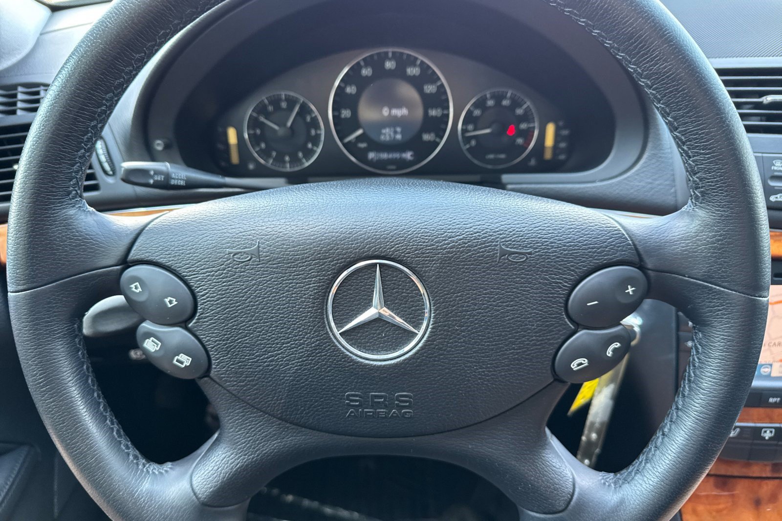 Used 2007 Mercedes-Benz E 350 Sedan image 11