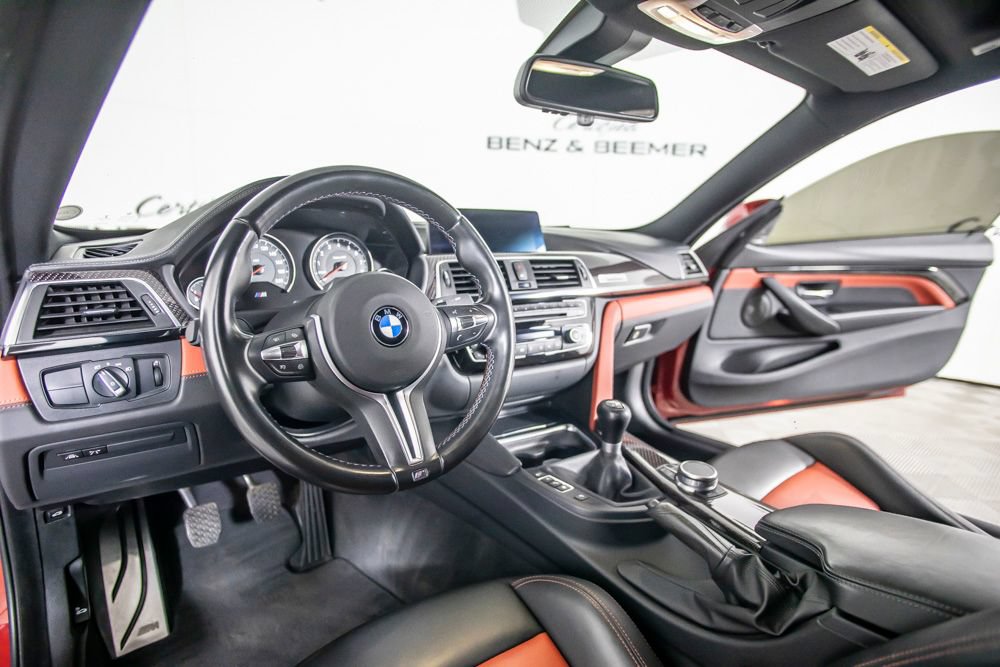 Used 2020 BMW M4 Coupe w/ Competition Package RWD image 25
