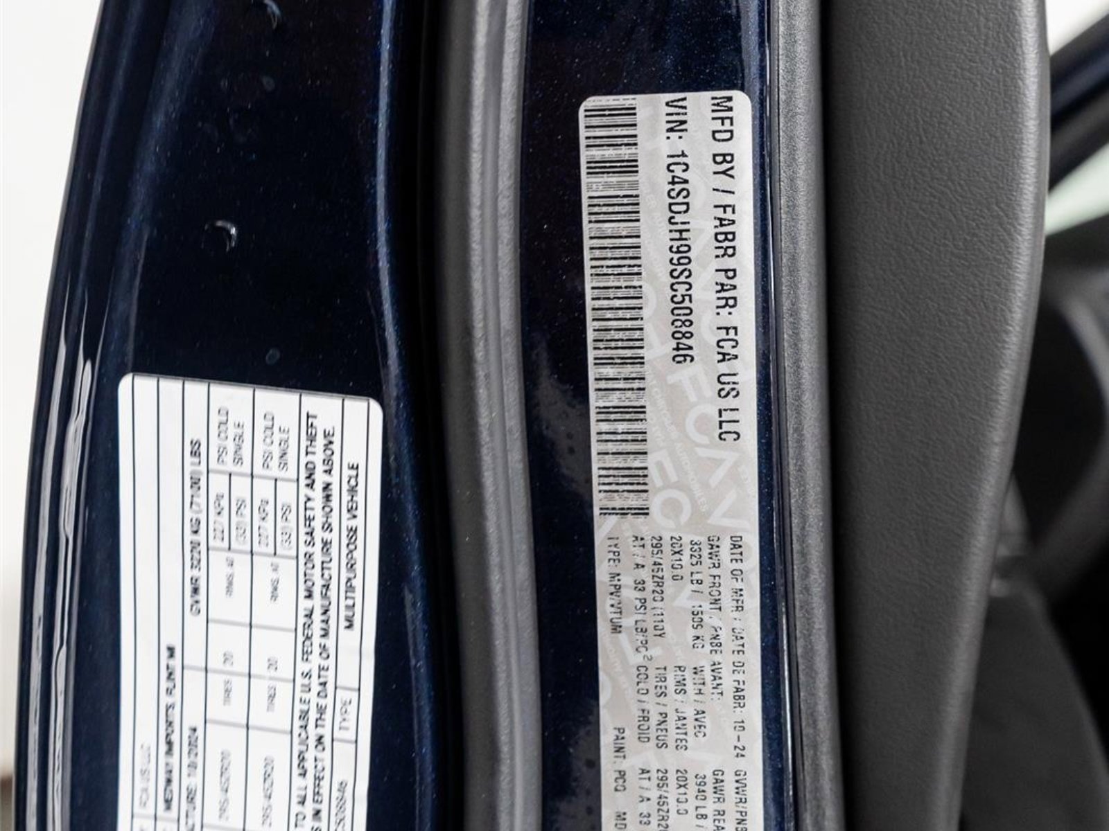 Used 2025 Dodge Durango SRT Hellcat AWD/4WD image 55