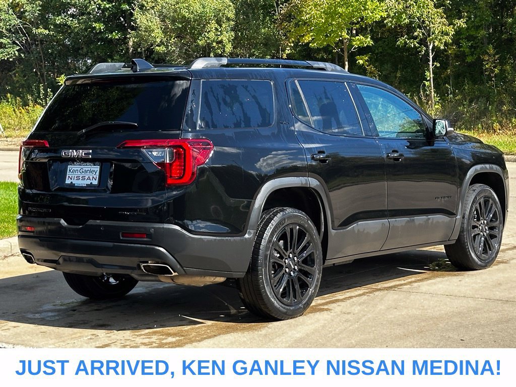 Used 2023 GMC Acadia SLT w/ Elevation Edition AWD/4WD image 3