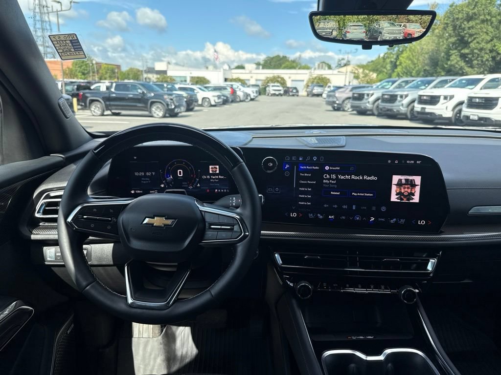Used 2026 Chevrolet Traverse High Country w/ LPO, Floor Liner Package AWD/4WD image 15