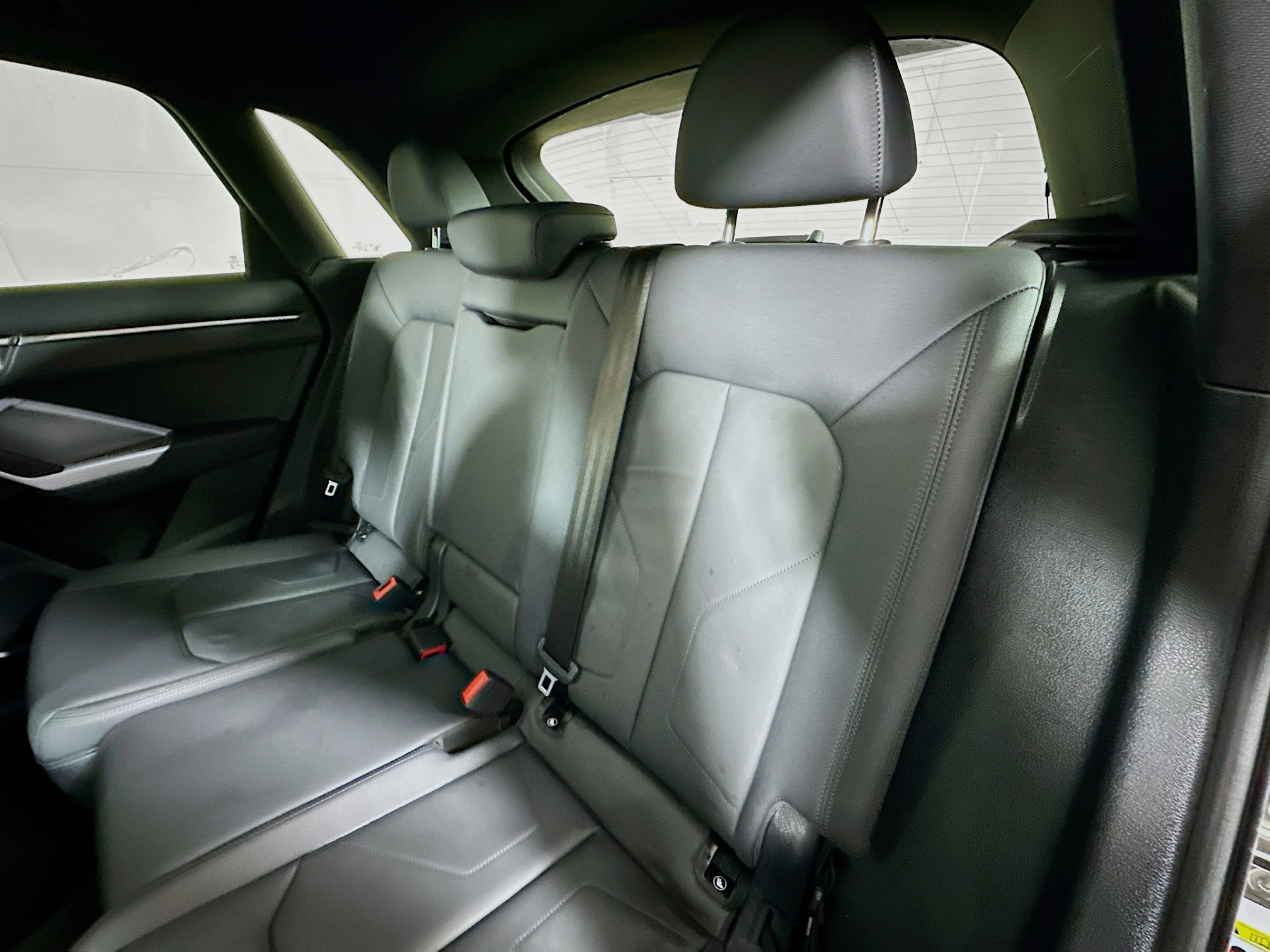 Used 2025 Audi Q3 2.0T Premium image 23