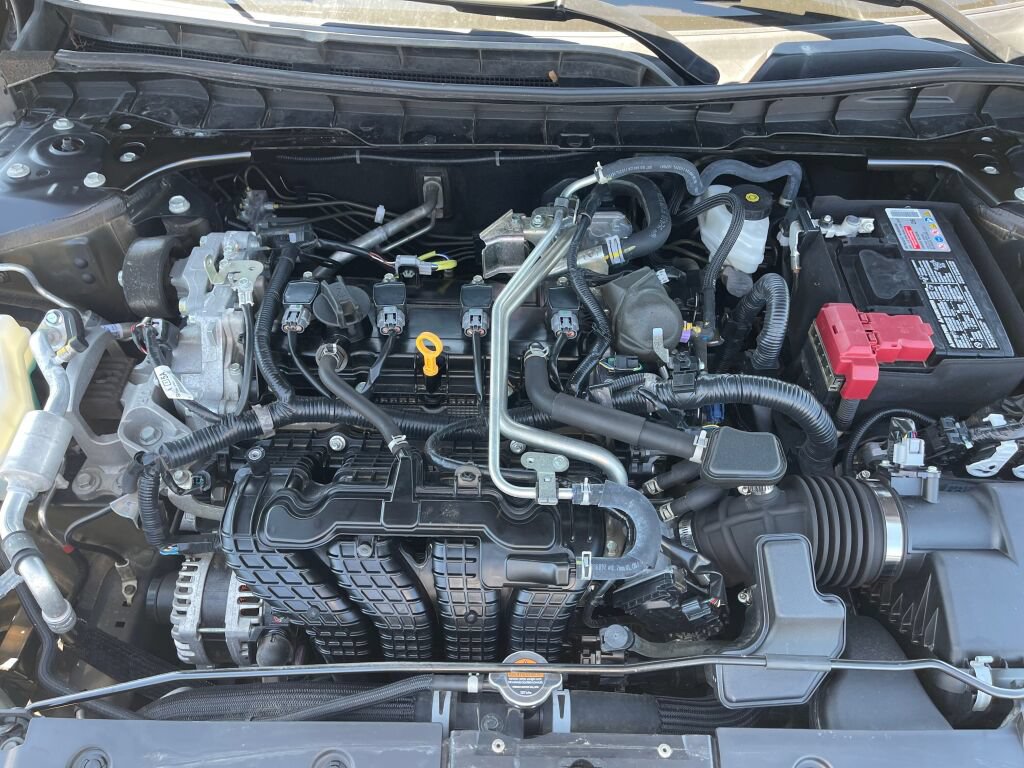 Used 2024 Nissan Altima 2.5 SV FWD image 33
