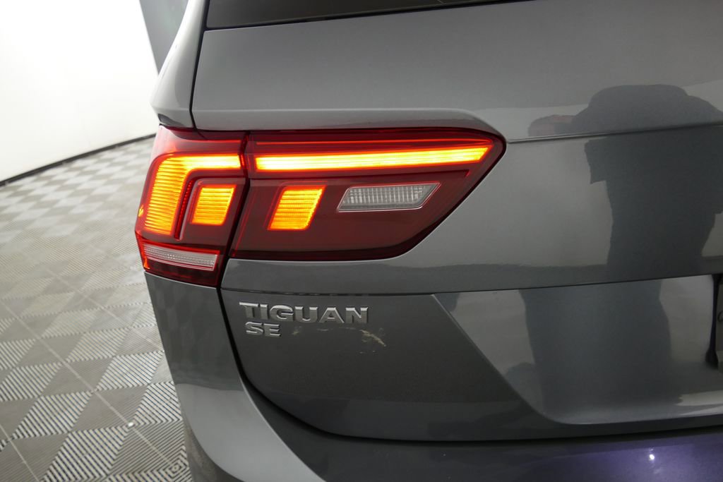 Used 2019 Volkswagen Tiguan S AWD/4WD image 2