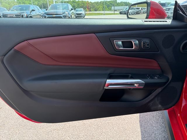 Used 2025 Ford Mustang GT Premium RWD image 12
