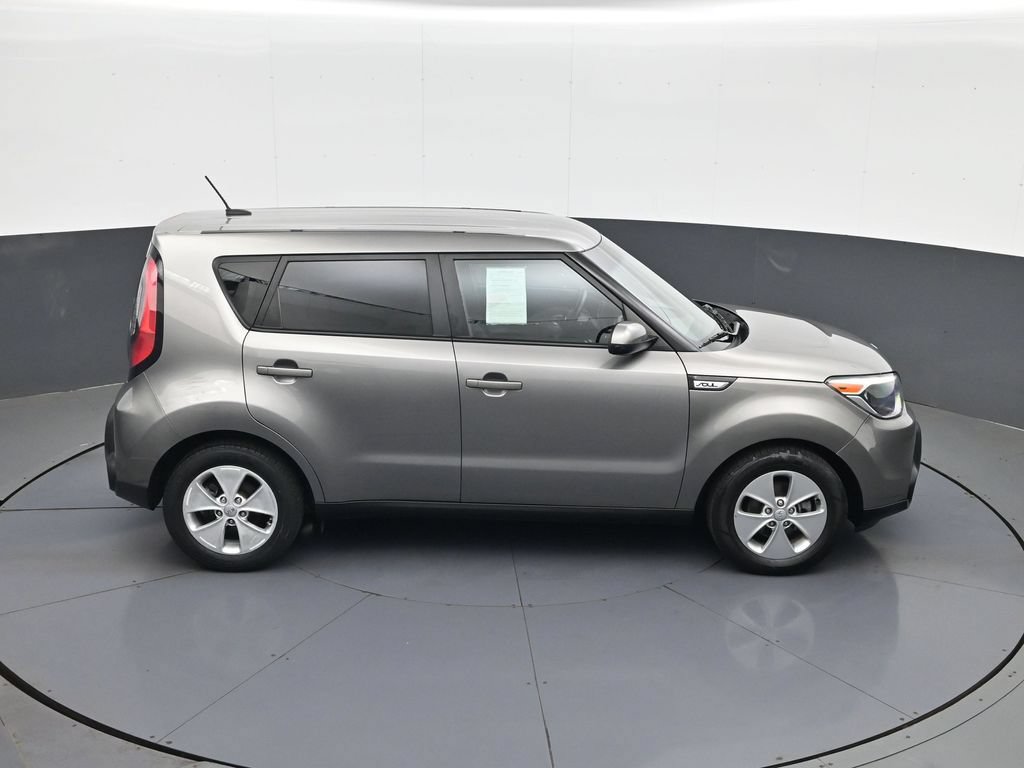 Used 2015 Kia Soul FWD image 16