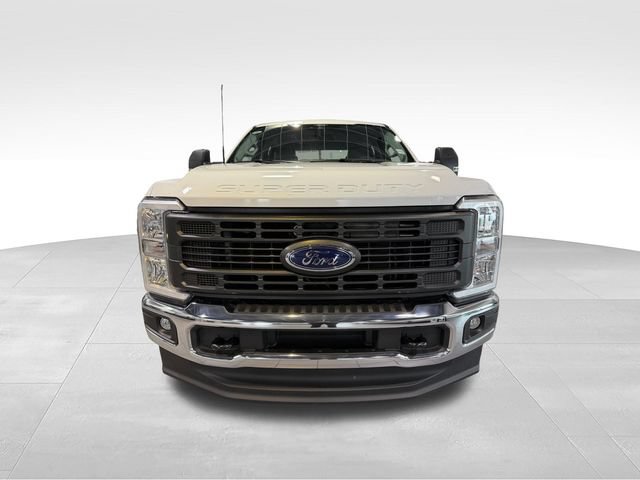 Used 2026 Ford F250 XL w/ XL Chrome Package AWD/4WD image 2