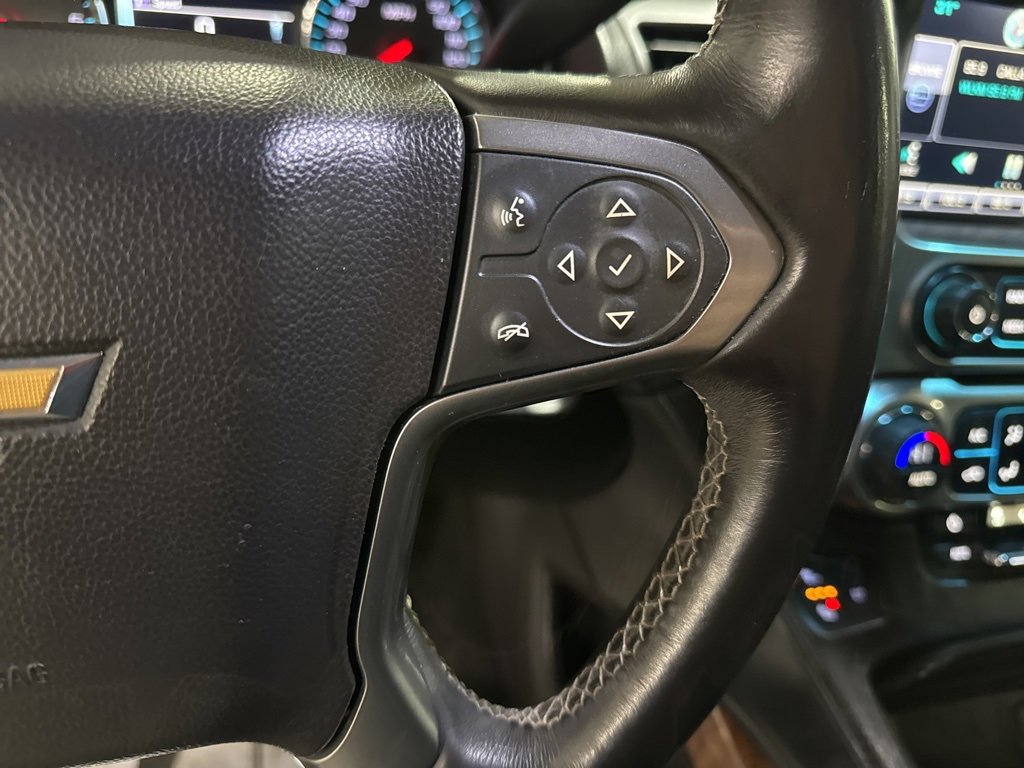 Used 2015 Chevrolet Suburban LTZ image 23