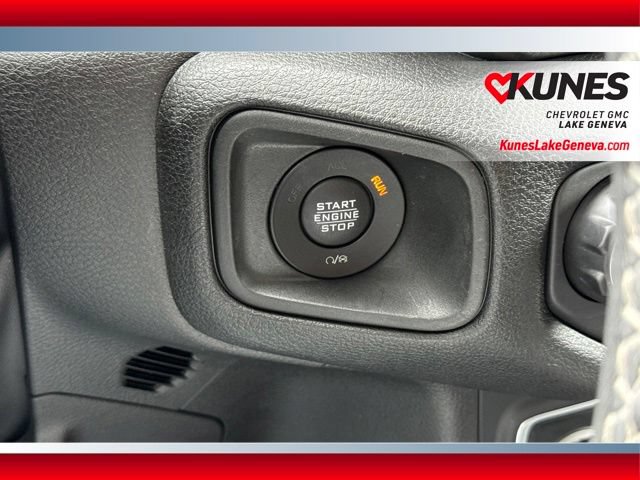 Used 2025 Jeep Wrangler Unlimited Sport AWD/4WD image 32