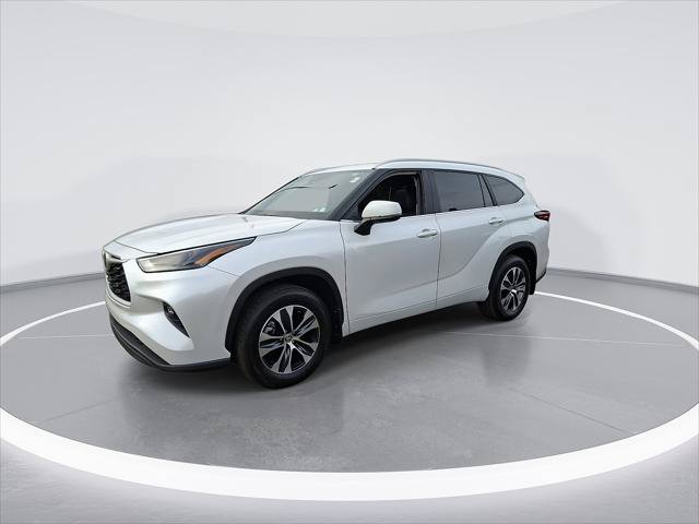 Certified 2026 Toyota Highlander XLE AWD/4WD image 6