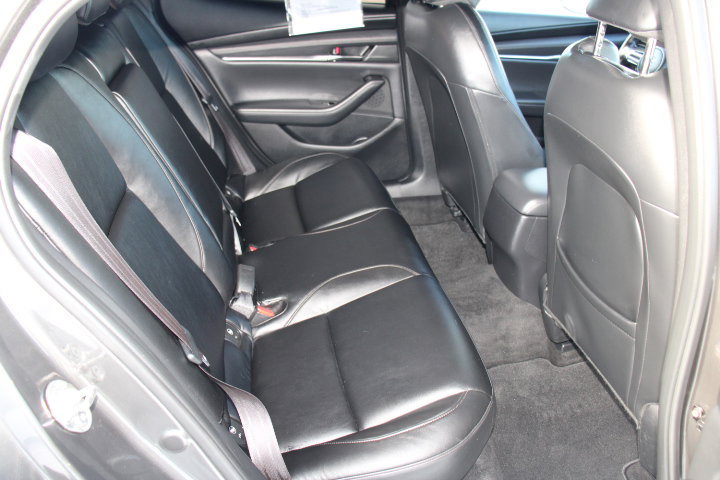 Used 2019 MAZDA MAZDA3 Base image 16